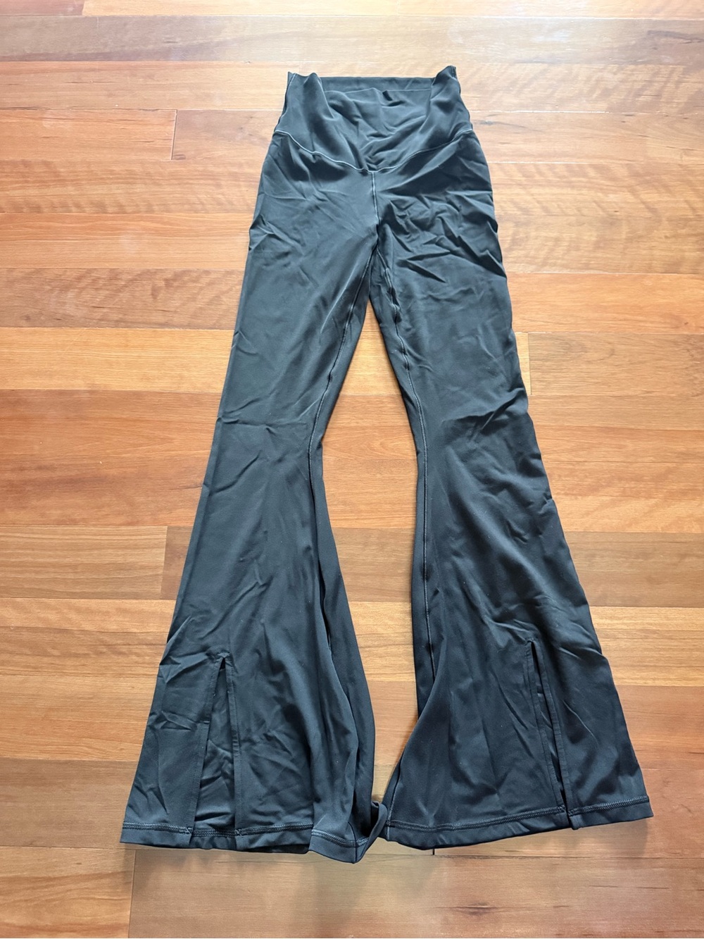 aerie Black Flared yoga pants